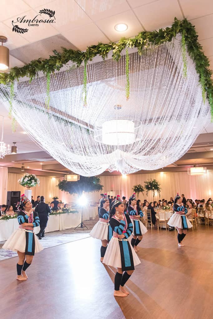 How to Make the Best of Fall Weddings in Wisconsin